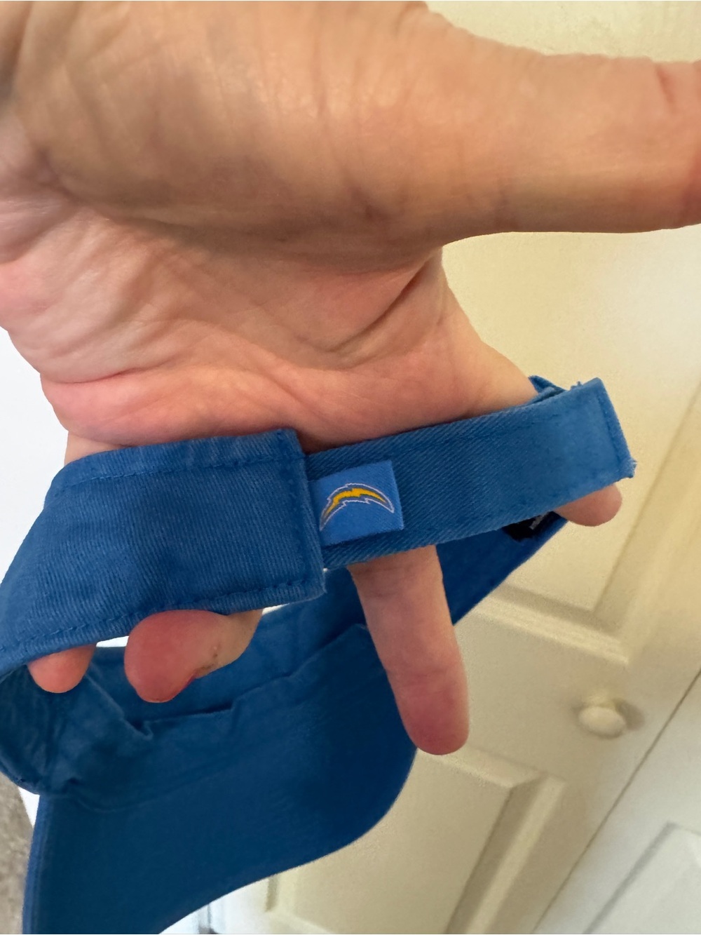 47 Brand Los Angeles Chargers Blue and Yellow Visor - Picture 3 of 7
